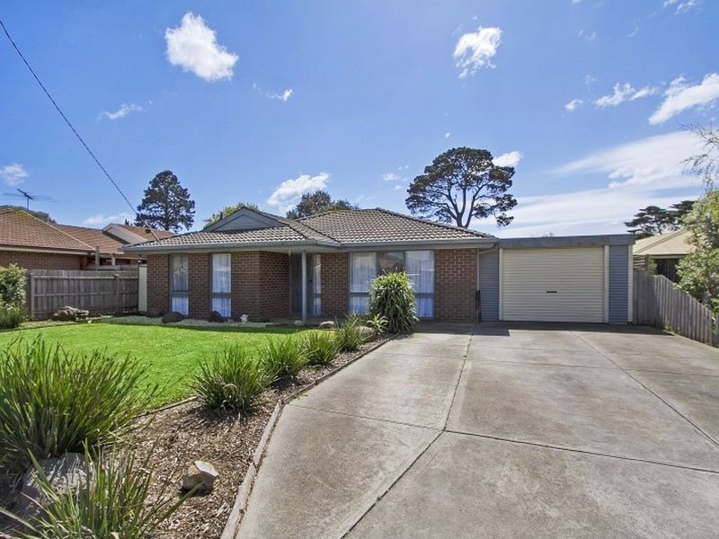 10 Sinclair Court, Wallan VIC 3756