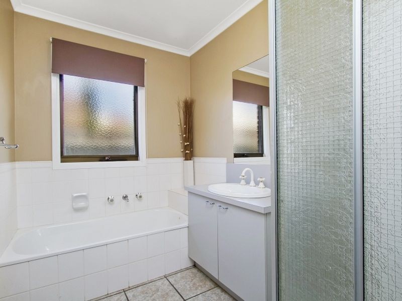 10 Sinclair Court, Wallan VIC 3756
