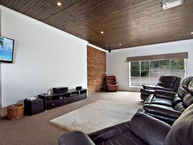 8 Randall Crescent, Wallan VIC 3756