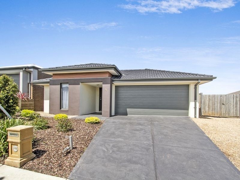 4 Chocolate Lily Court, Wallan VIC 3756