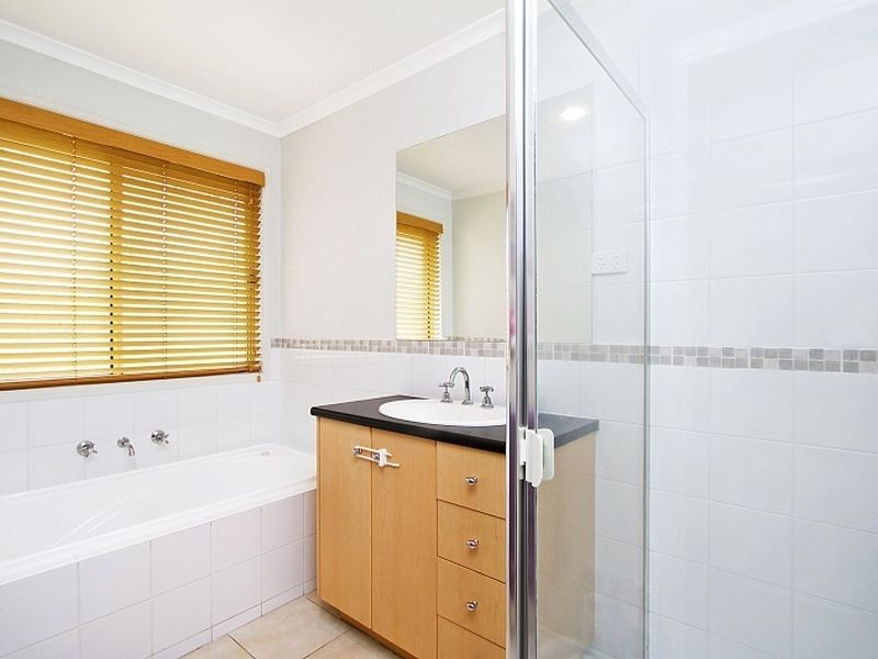 13 Lyons Way, Wallan VIC 3756