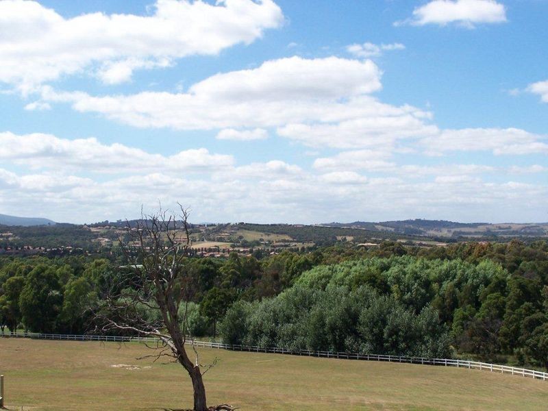 85 (lot 24 Siena Way, Hidden Valley VIC 3756