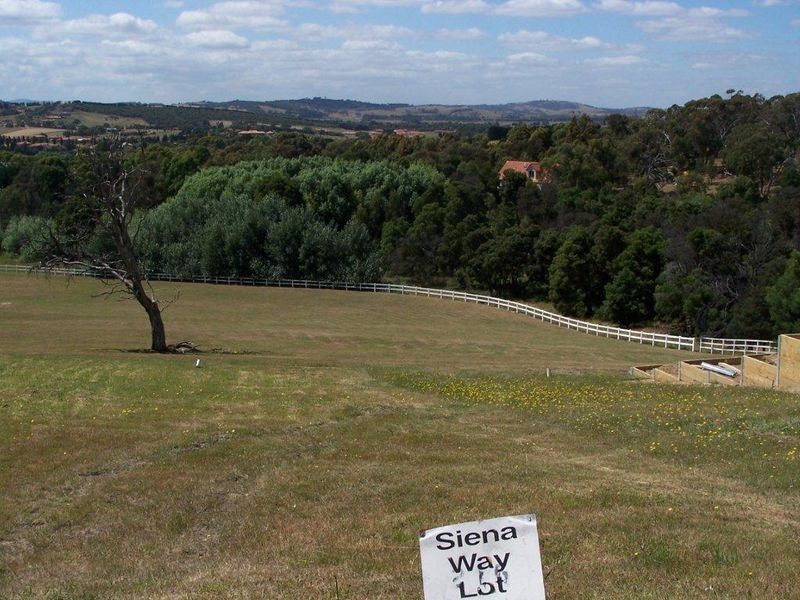 85 (lot 24 Siena Way, Hidden Valley VIC 3756