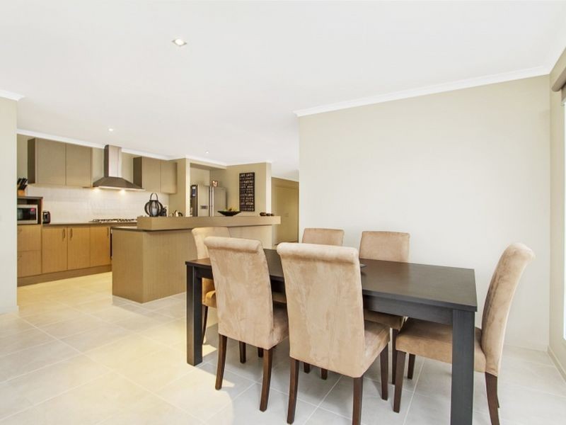 18 Palladium Circle, Beveridge VIC 3753