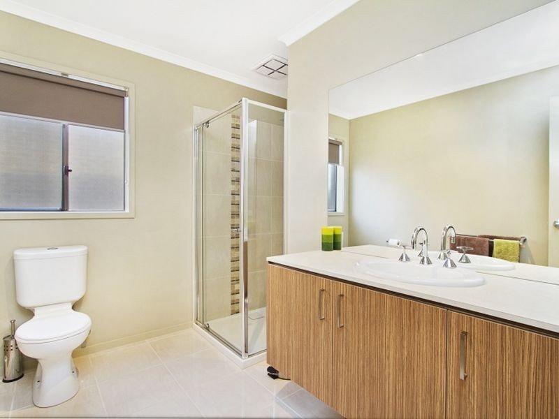 18 Palladium Circle, Beveridge VIC 3753