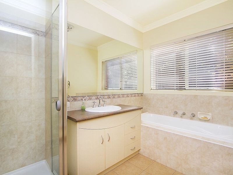 3 Uno Court, Hidden Valley VIC 3756