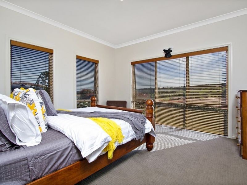 90 Valley Drive, Hidden Valley VIC 3756