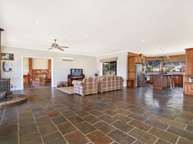 70 Junction Road, Heathcote Junction VIC 3758