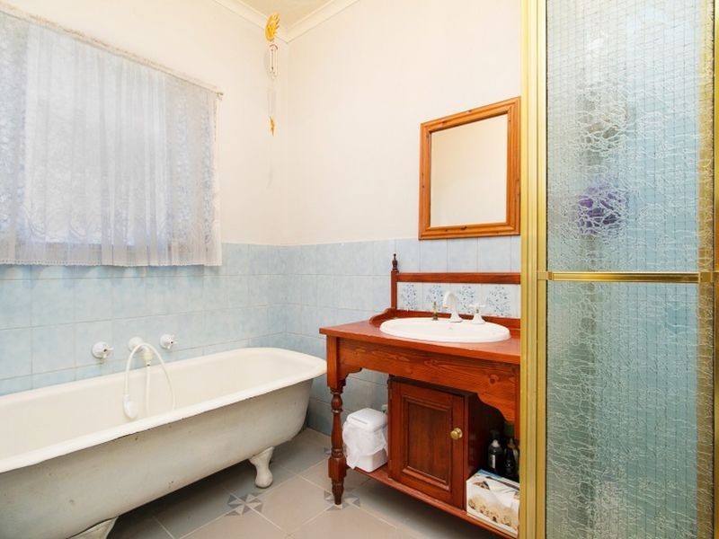 70 Junction Road, Heathcote Junction VIC 3758