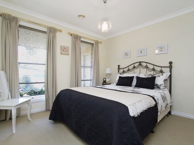 159 Valley Drive, Hidden Valley VIC 3756