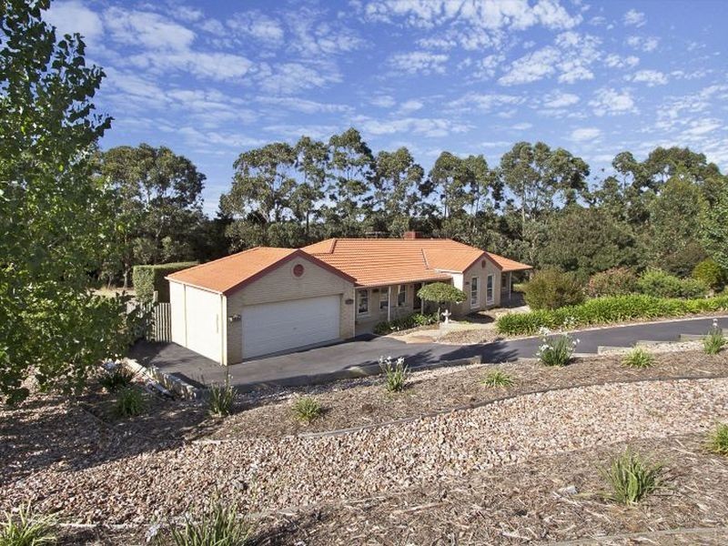 159 Valley Drive, Hidden Valley VIC 3756