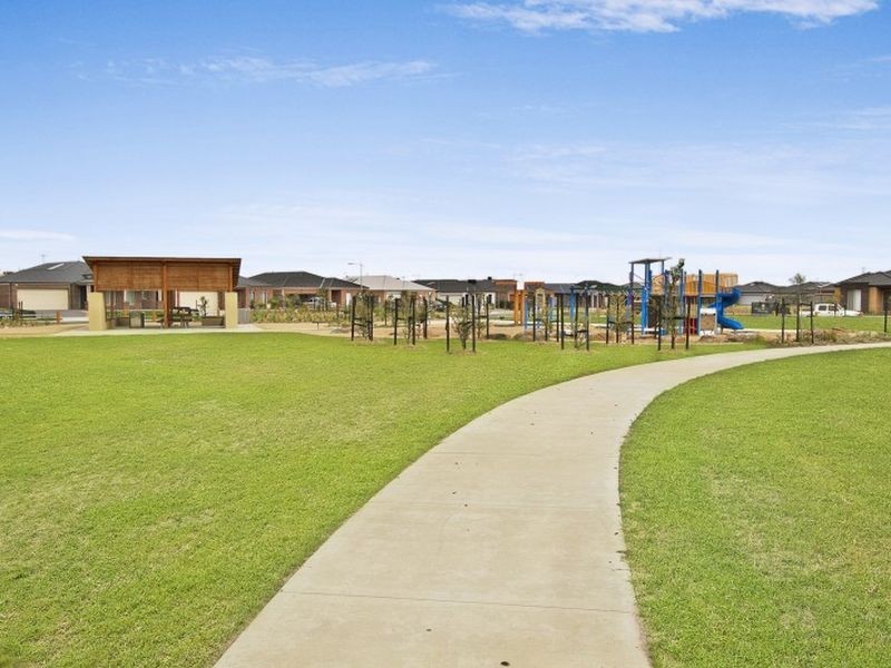 7 Millbrook Terrace, Wallan VIC 3756