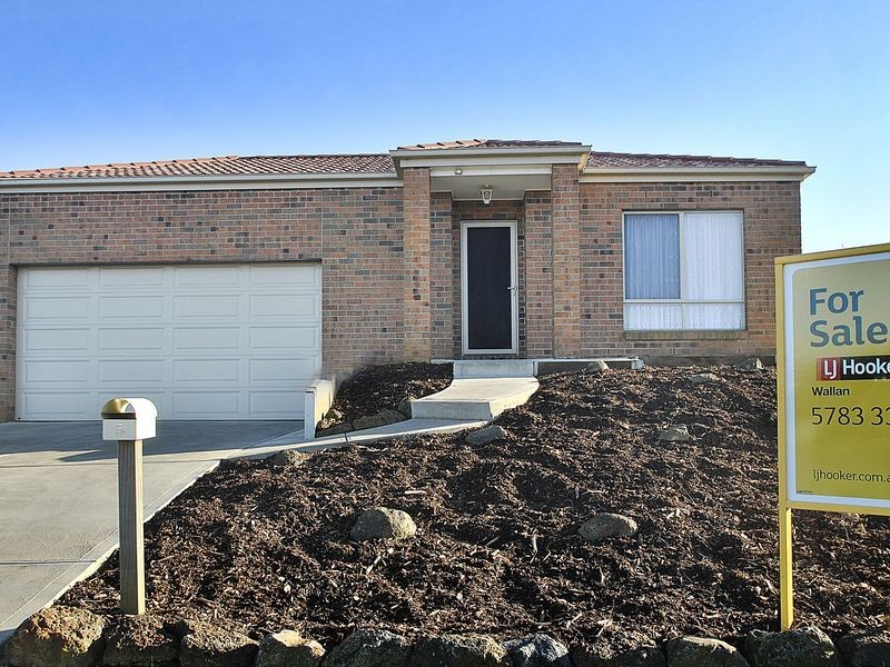 5 St Andrews Close, Hidden Valley VIC 3756