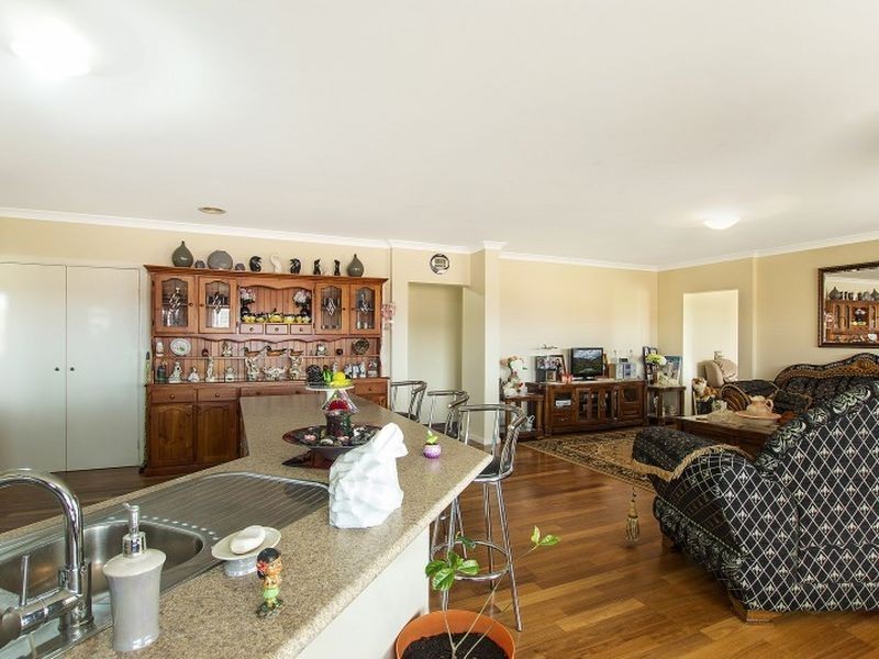 99 Valley Drive, Hidden Valley VIC 3756