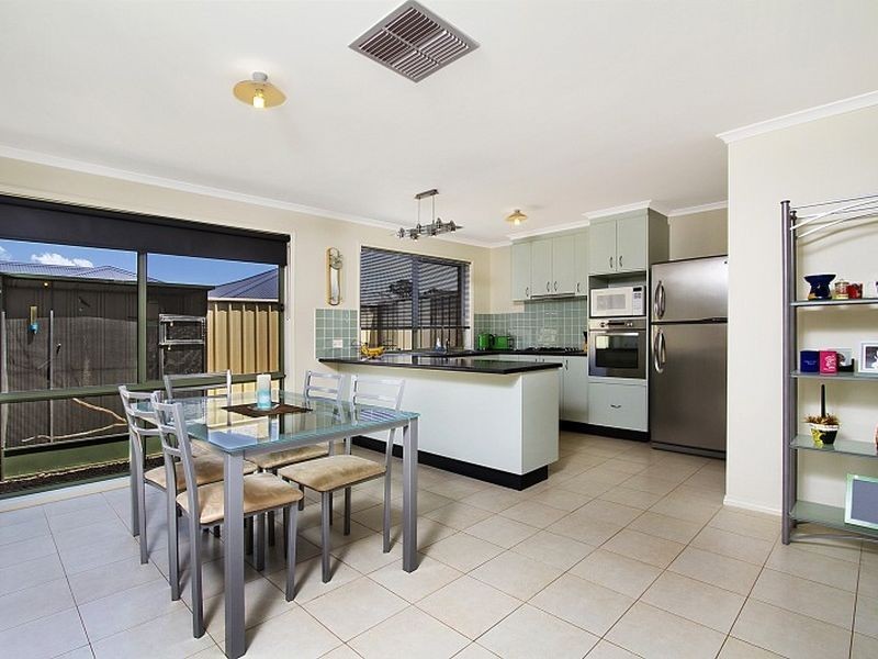 10 Acacia Way, Wallan VIC 3756