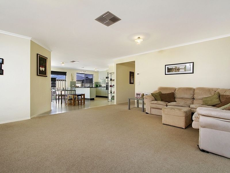 10 Acacia Way, Wallan VIC 3756