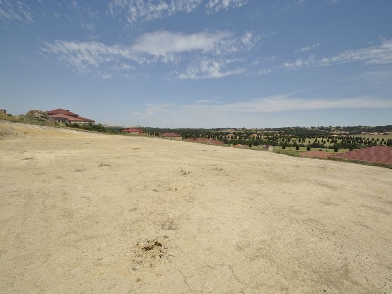 103 Valley Drive, Hidden Valley VIC 3756