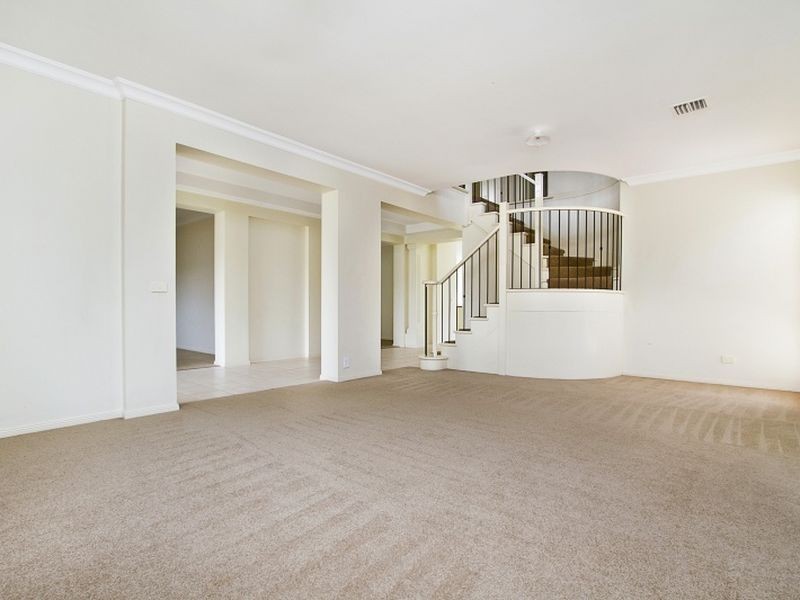 29 Augusta Way, Hidden Valley VIC 3756