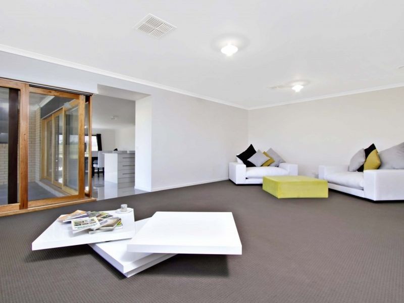 7 Cavallo Crescent, Hidden Valley VIC 3756