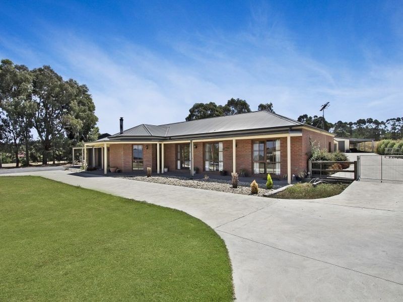 2 Darraweit Road, Wallan VIC 3756