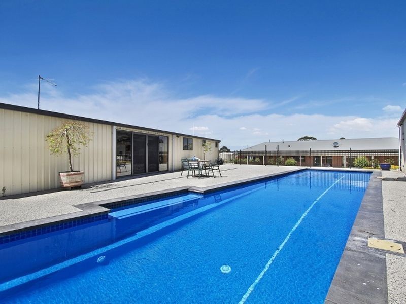 2 Darraweit Road, Wallan VIC 3756