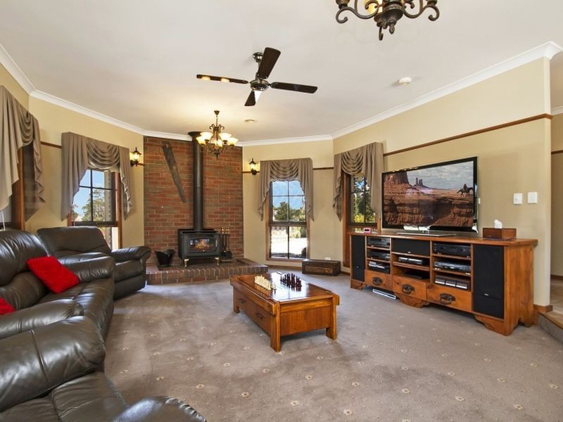 2 Darraweit Road, Wallan VIC 3756