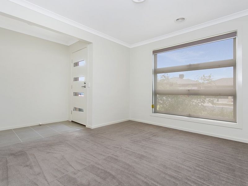 13 Watergum Way, Wallan VIC 3756