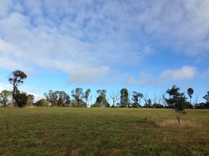 8 Cochrane Court, Wandong VIC 3758