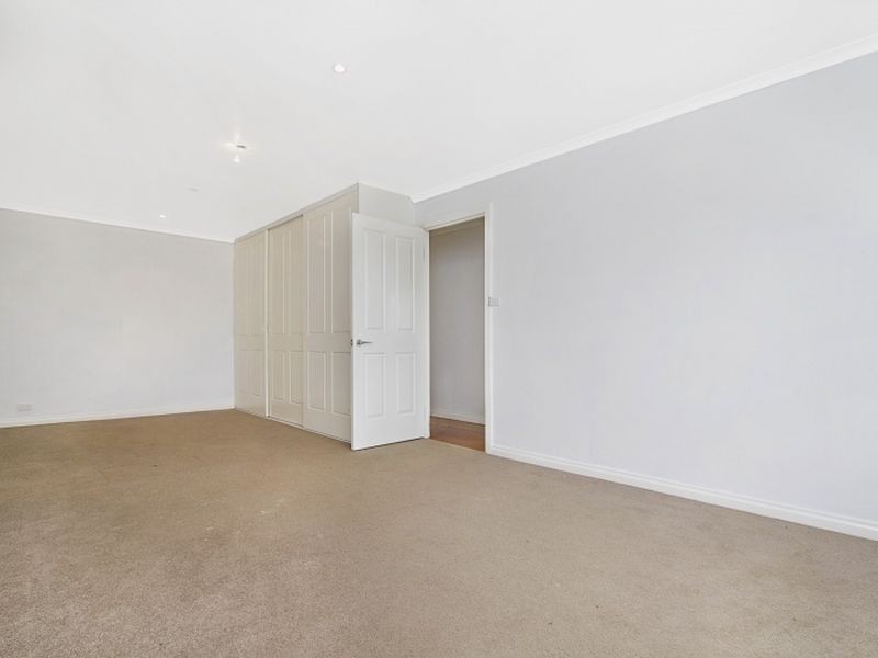 15 Wedding Drive, Wallan VIC 3756