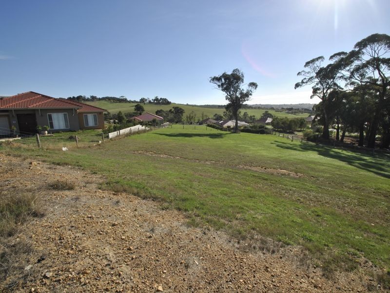 5 Cortona Close, Hidden Valley VIC 3756