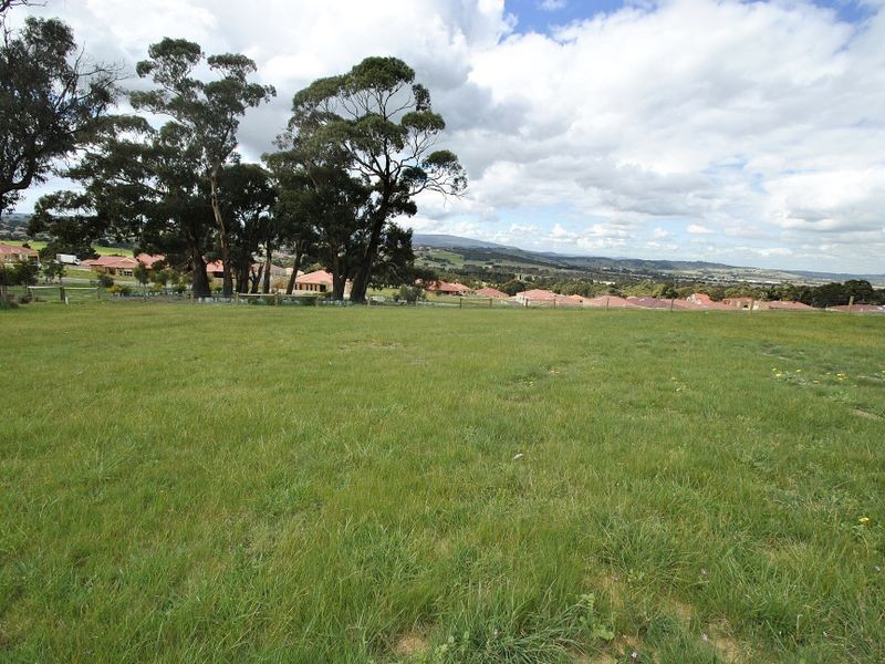 5 Cortona Close, Hidden Valley VIC 3756