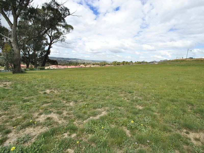 5 Cortona Close, Hidden Valley VIC 3756