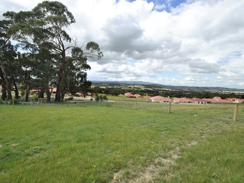 5 Cortona Close, Hidden Valley VIC 3756
