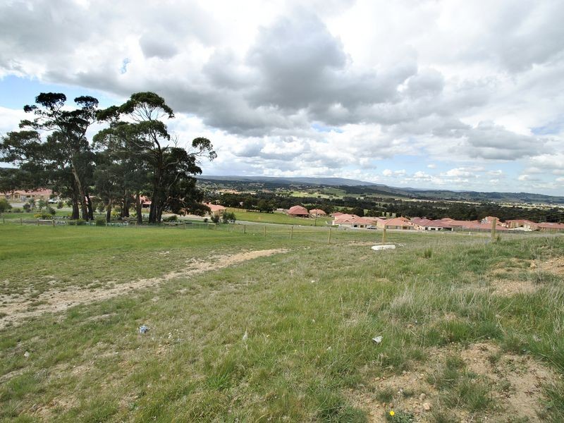 5 Cortona Close, Hidden Valley VIC 3756