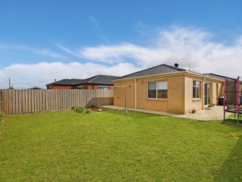 7 Maidenhair Drive, Wallan VIC 3756