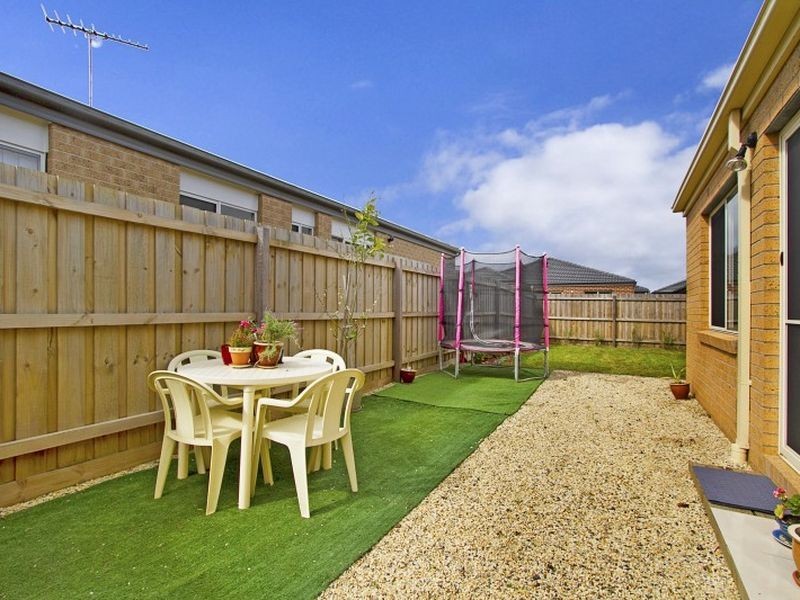 7 Maidenhair Drive, Wallan VIC 3756