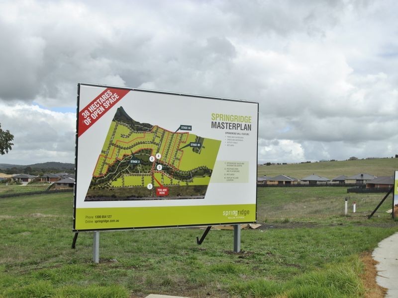 7 Spring Ridge Boulevard, Wallan VIC 3756