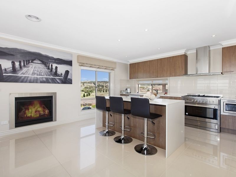 12 Craig Parry Drive, Hidden Valley VIC 3756