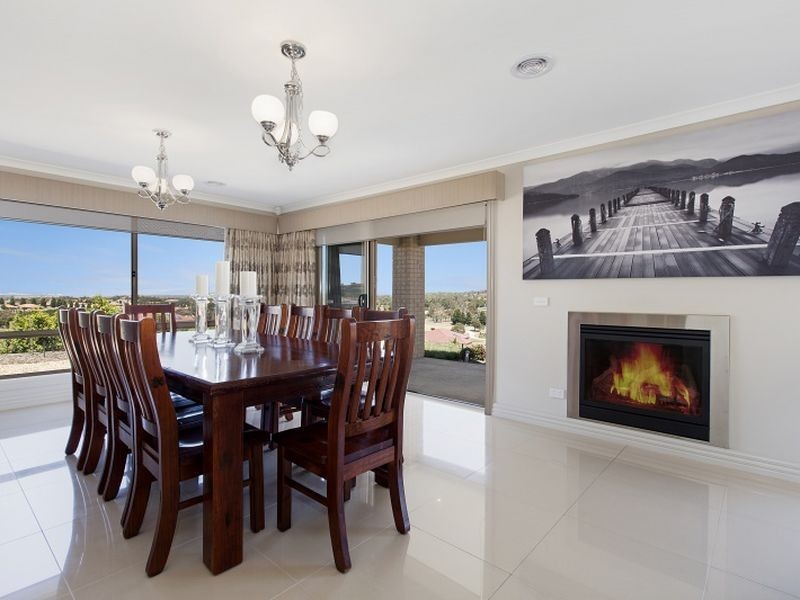12 Craig Parry Drive, Hidden Valley VIC 3756