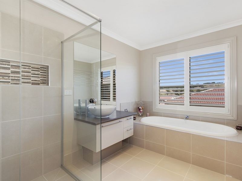 12 Craig Parry Drive, Hidden Valley VIC 3756