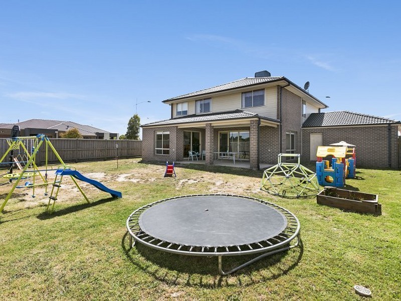74 Wallara Waters Boulevard, Wallan VIC 3756