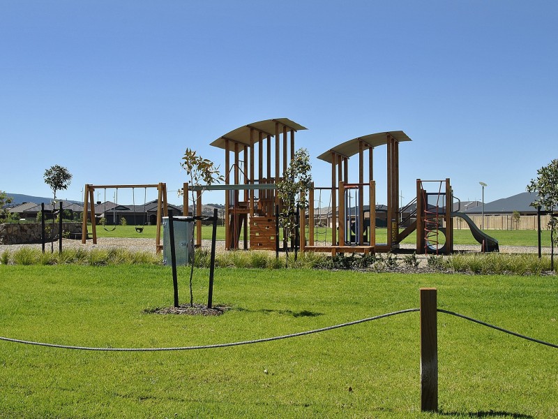 74 Wallara Waters Boulevard, Wallan VIC 3756