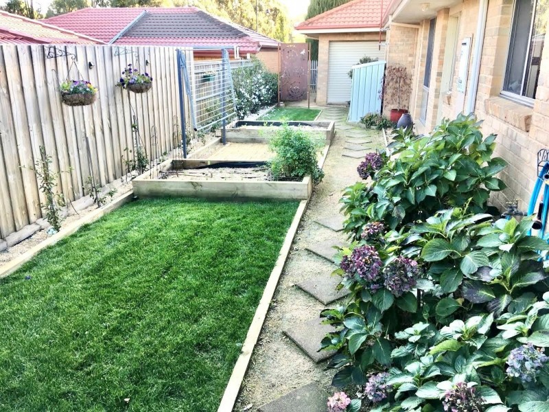 4 Uno Court, Hidden Valley VIC 3756