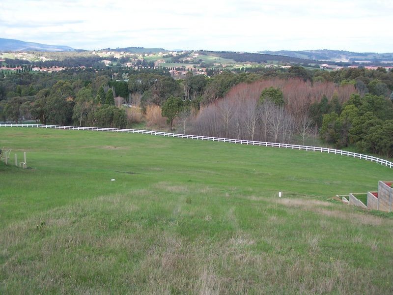 87 Siena Way, Hidden Valley VIC 3756