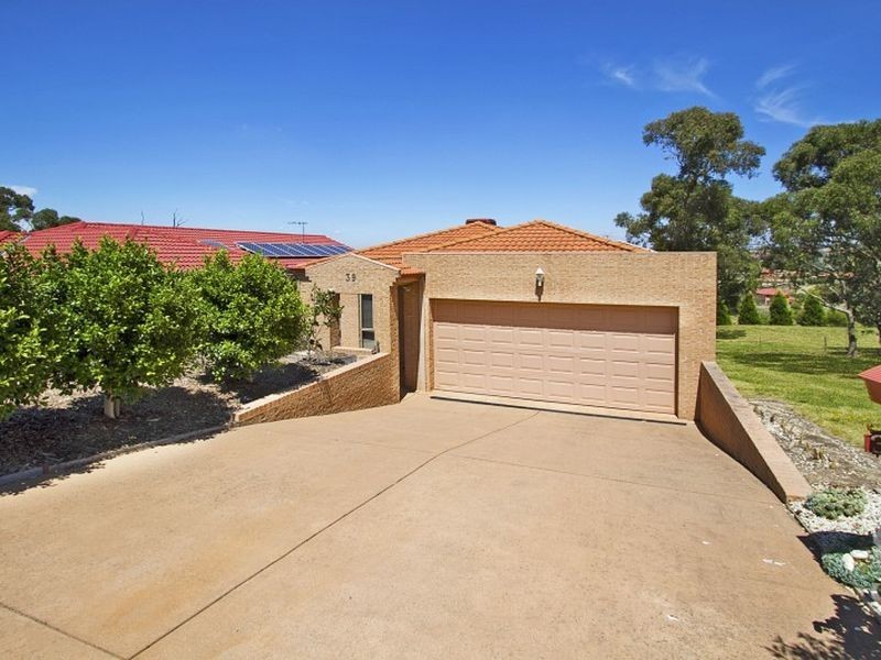 39 Toscana Way, Hidden Valley VIC 3756