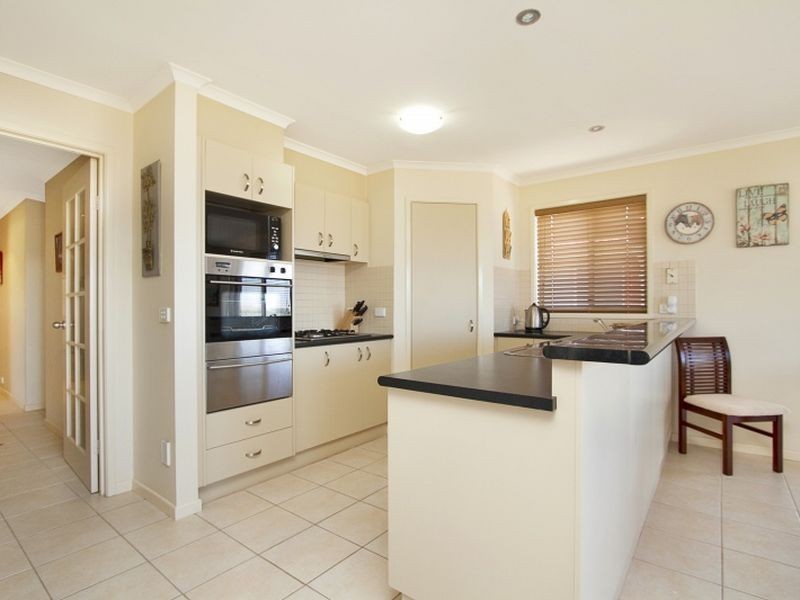 39 Toscana Way, Hidden Valley VIC 3756