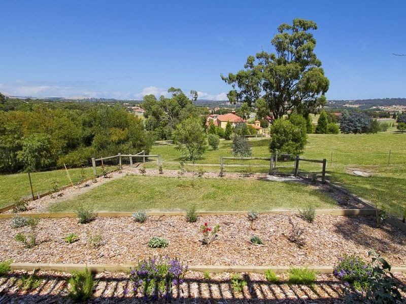 39 Toscana Way, Hidden Valley VIC 3756