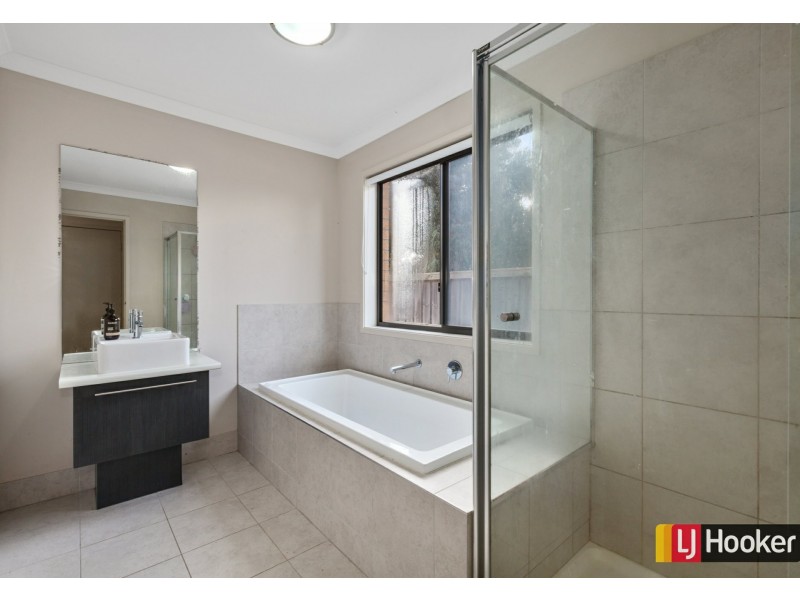 32 Watergum Way, Wallan VIC 3756