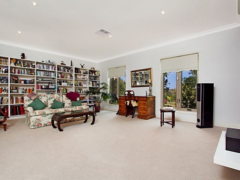 20 The Heights, Hidden Valley VIC 3756