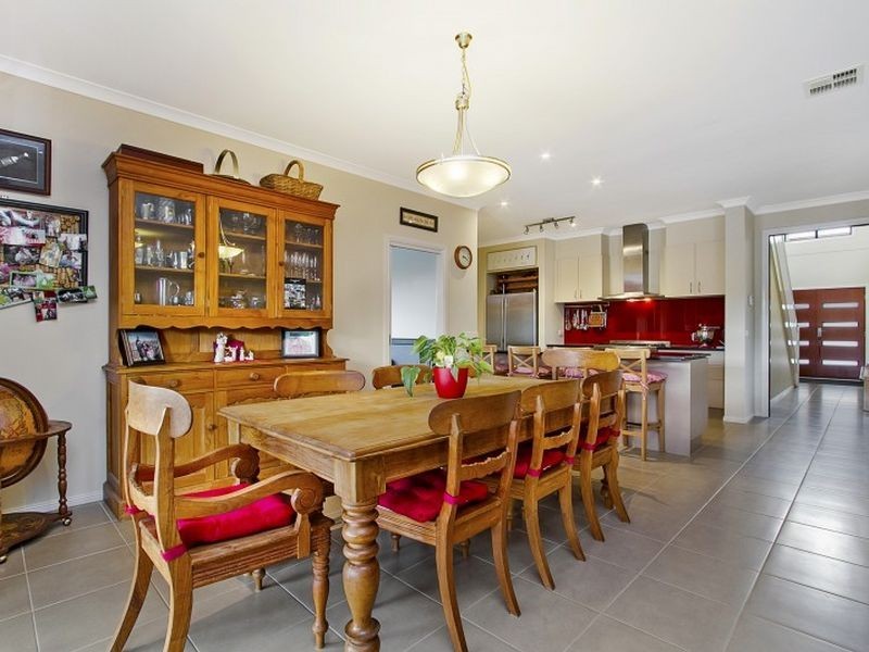 40 Aurina Drive, Hidden Valley VIC 3756